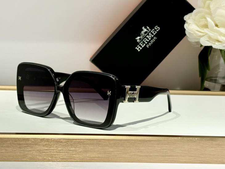 Picture of Hermes Sunglasses _SKUfw69706418fw